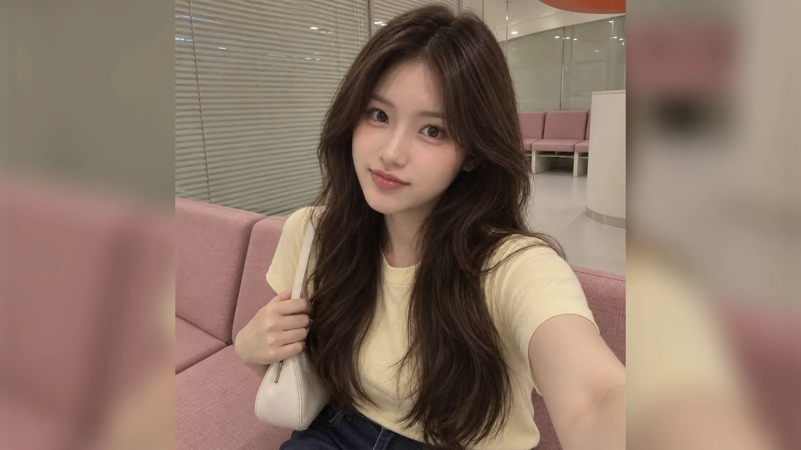 จังอิน ทัคคัลบี ฮงแด (장인닭갈비): ไก่ผัดชีสริมหน้าต่าง